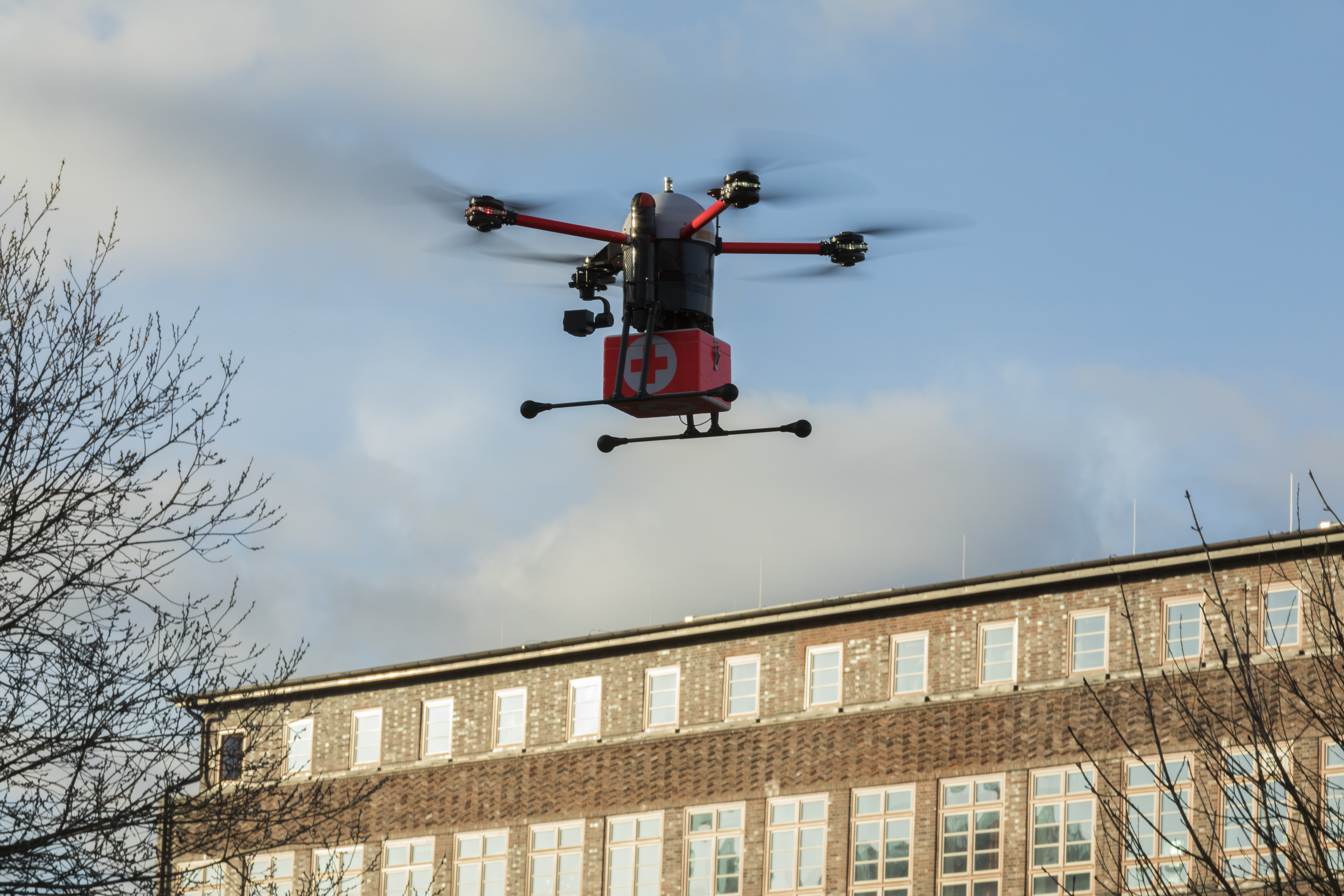 Vola in Germania il drone per il trasporto di campioni medici