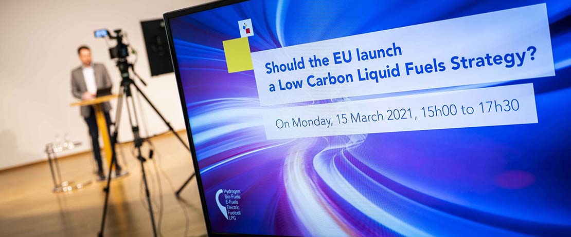 Ue, combustibili rinnovabili e a basse emissioni cruciali per decarbonizzare i trasporti