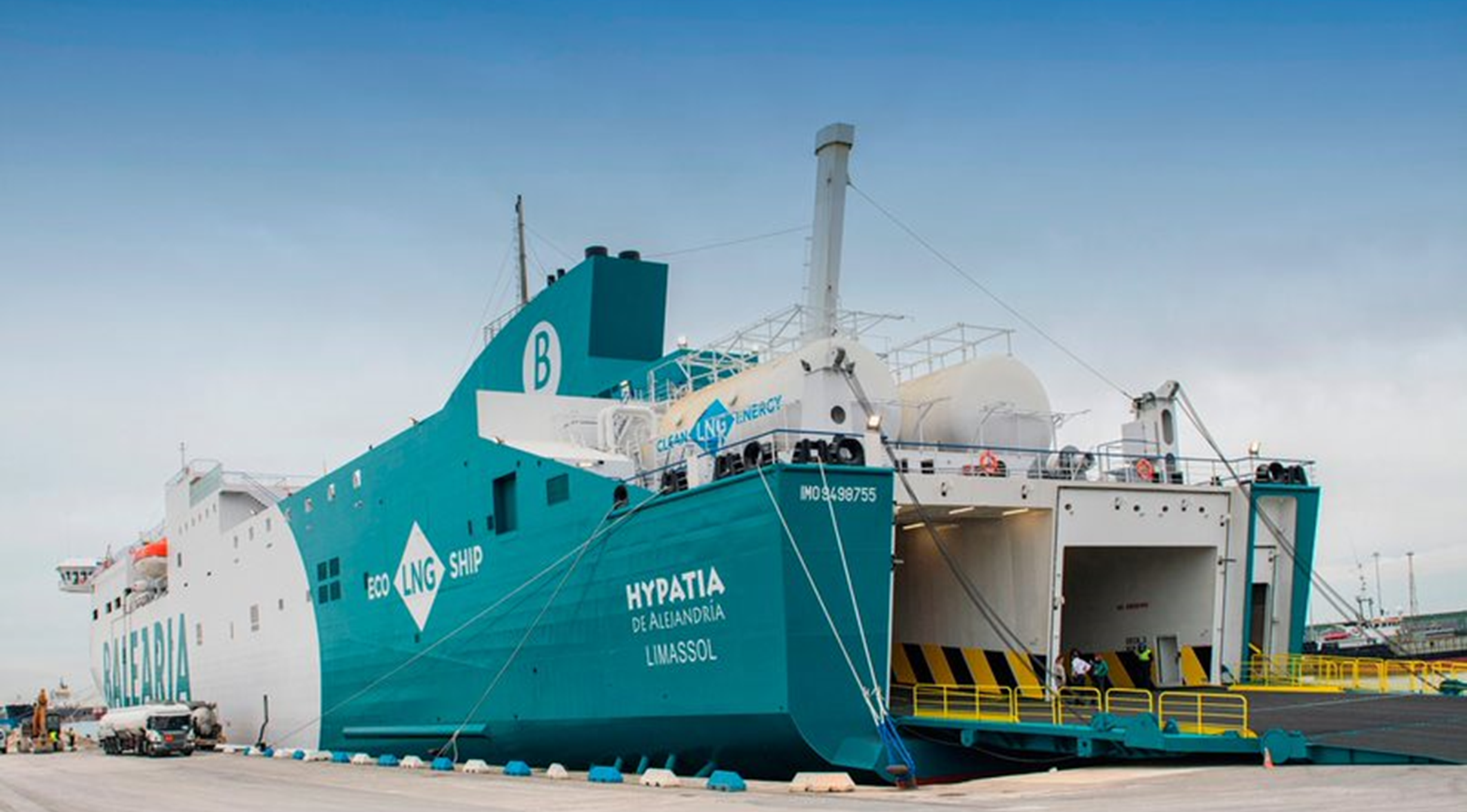 “Hypatia de Alexandria”, Balearia LNG-powered ferry, into service between Barcelona and Maiorca